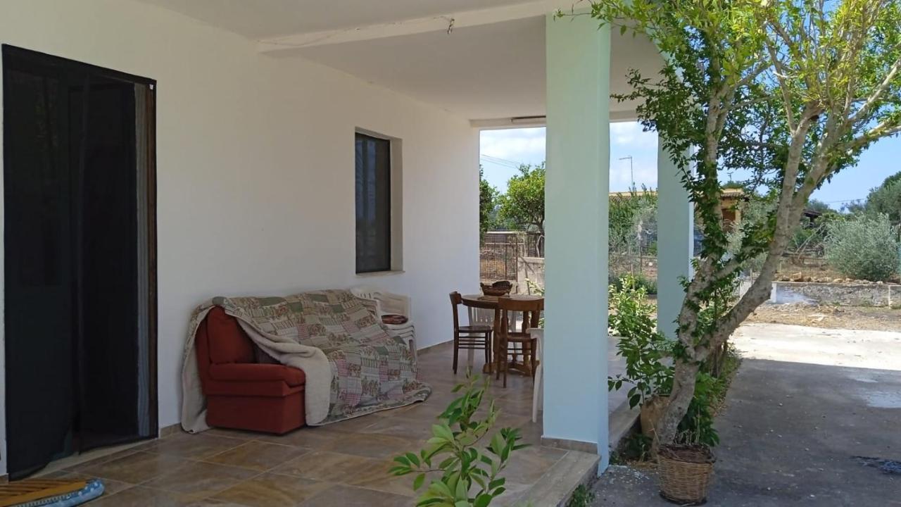 Villa rizzieddru Galatone Esterno foto