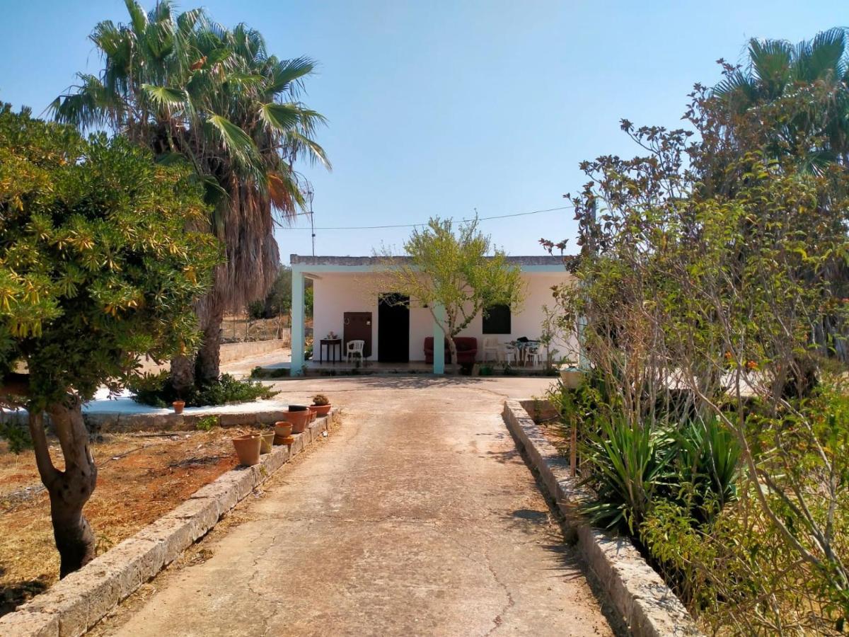 Villa rizzieddru Galatone Esterno foto